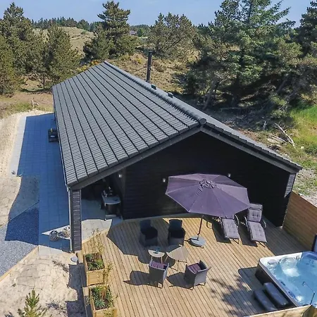 Three Bedroom Holiday In Blavand Tatil Evi Varde